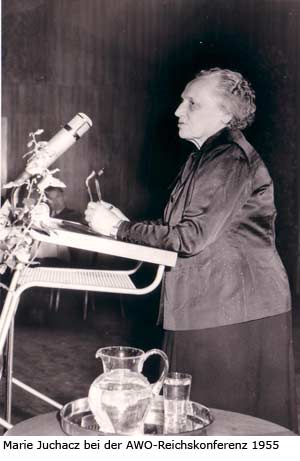 Marie Juchacz bei der AWO-Reichskonferenz 1955
