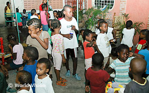 Haiti: Kinder eines Waisenhauses