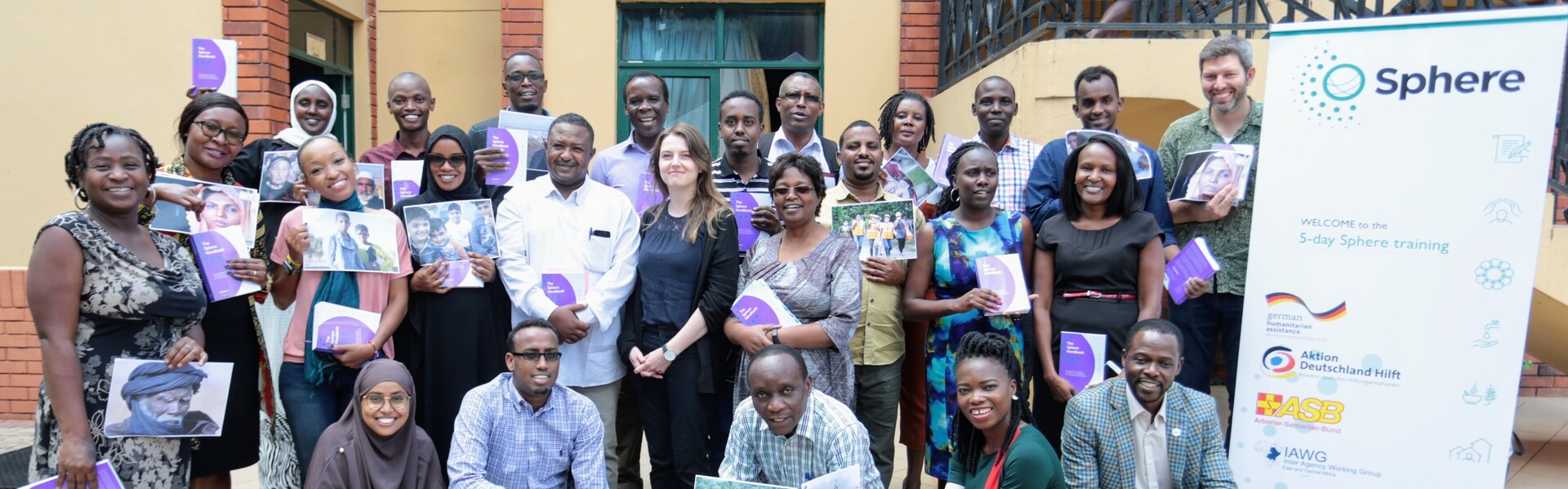 Gruppenfoto der Teilnehmer eines Sphere-Trainings in Nairobi, Kenia Gruppenfoto der Teilnehmer eines Sphere-Trainings in Nairobi, Kenia