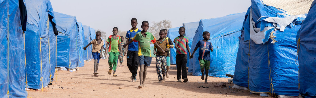 Immer mehr Menschen flüchten aus Burkina Faso Immer mehr Menschen flüchten aus Burkina Faso