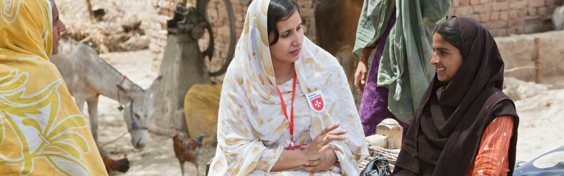 Eine Helferin unseres Bündnisses mit Frauen in Pakistan Eine Helferin unseres Bündnisses mit Frauen in Pakistan