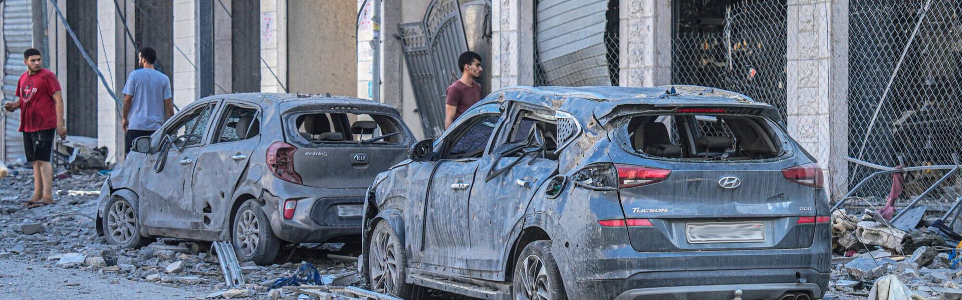 Zerstörung nach einem Luftangriff auf Gaza-Stadt Zerstörung nach einem Luftangriff auf Gaza-Stadt