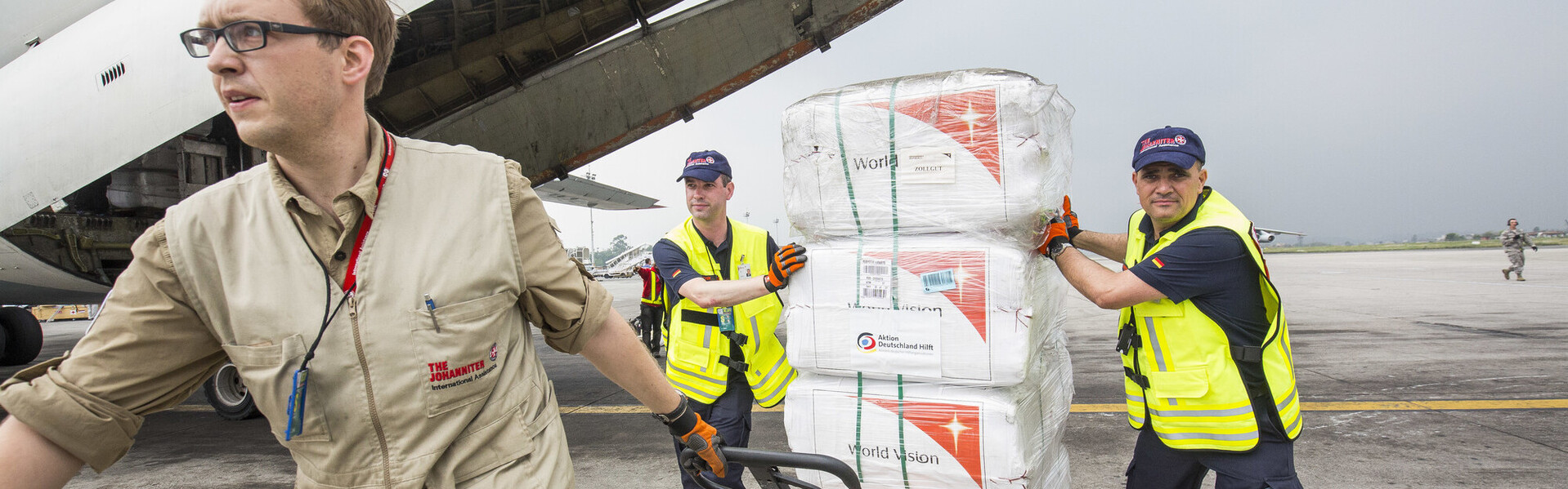 Hilfsgüterverteilung Notfallkits