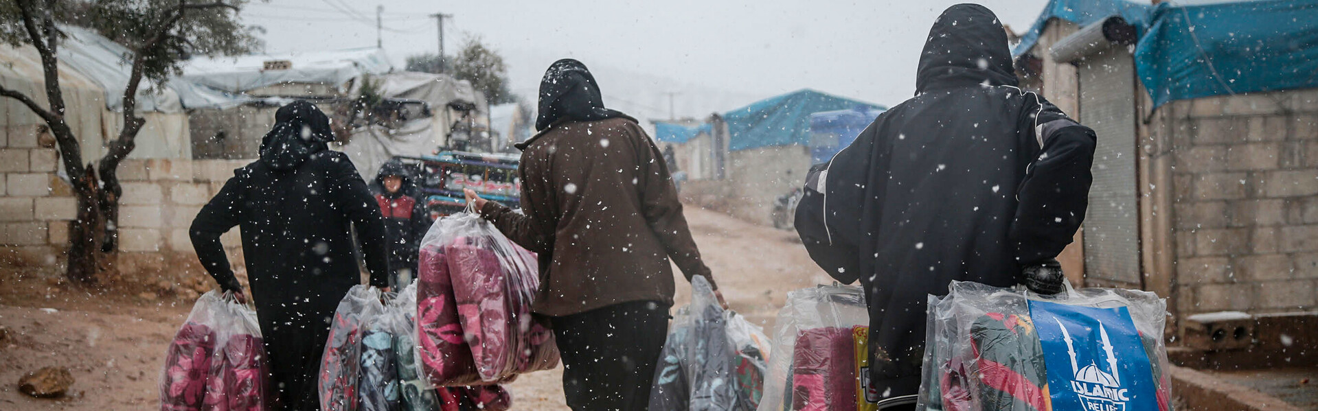 Flüchtlinge im Flüchtlingslager Flüchtlinge im Flüchtlingslager