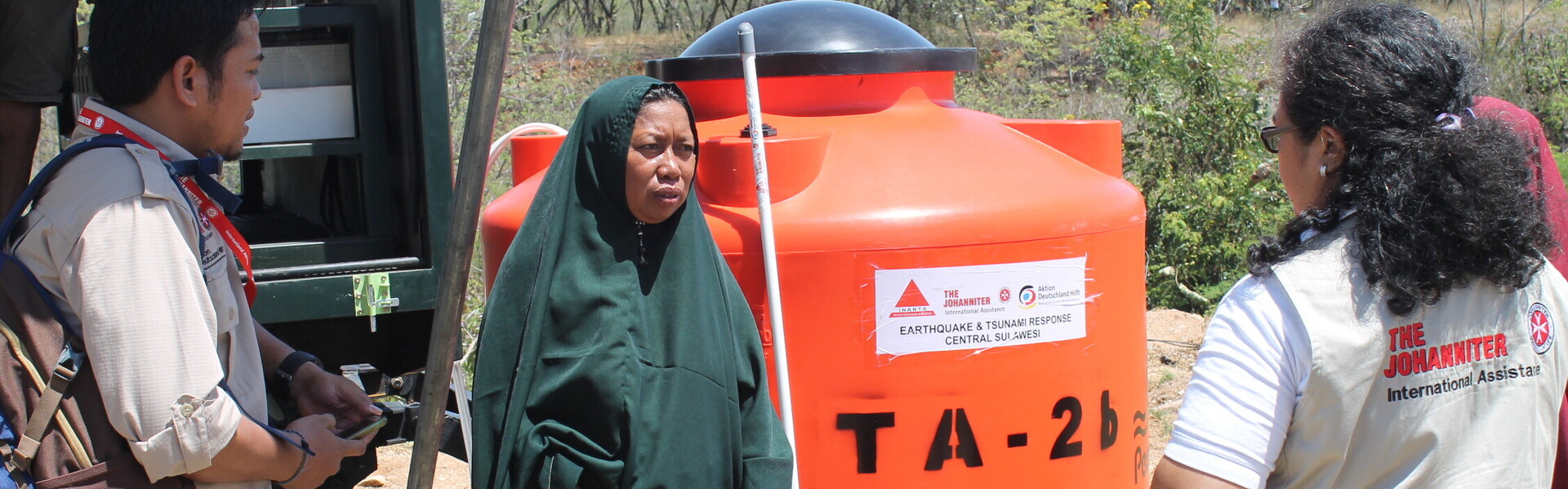 Helfer:innen der Johanniter Auslandshilfe beim Einsatz in Indonesien Helfer:innen der Johanniter Auslandshilfe beim Einsatz in Indonesien