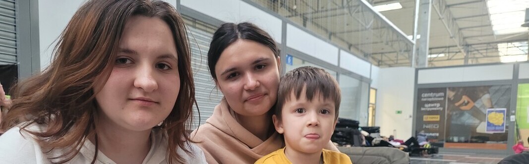 Eine Familie aus der Ukraine ist nach Polen geflüchtet Eine Familie aus der Ukraine ist nach Polen geflüchtet