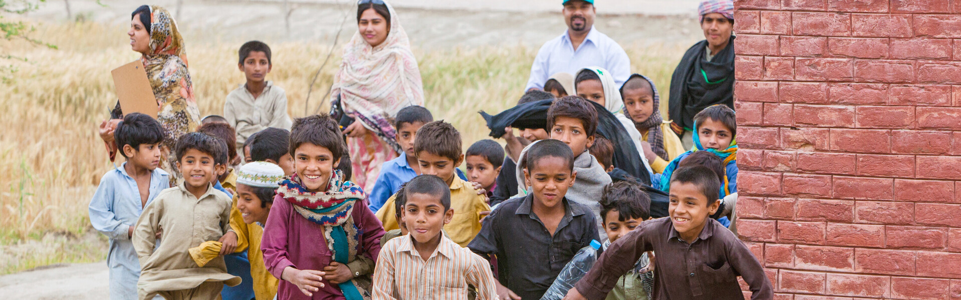 Spendenmöglichkeiten für Aktion Deutschland Hilft aktiv helfen - hilf uns zu helfen