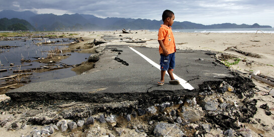 Erdbeben & Tsunami fordern Tote & Verletzte in Indonesien (Archivbild) Erdbeben & Tsunami fordern Tote & Verletzte in Indonesien (Archivbild)