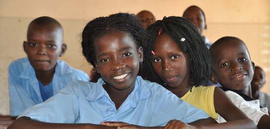 Bildung schafft Zukunft - nach diesem Motto werden Schulen und Universitäten gefördert. Bildung schafft Zukunft - nach diesem Motto werden Schulen und Universitäten gefördert.