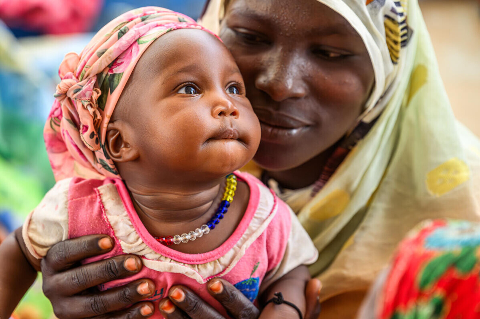 Frau und Kind aus dem Sudan