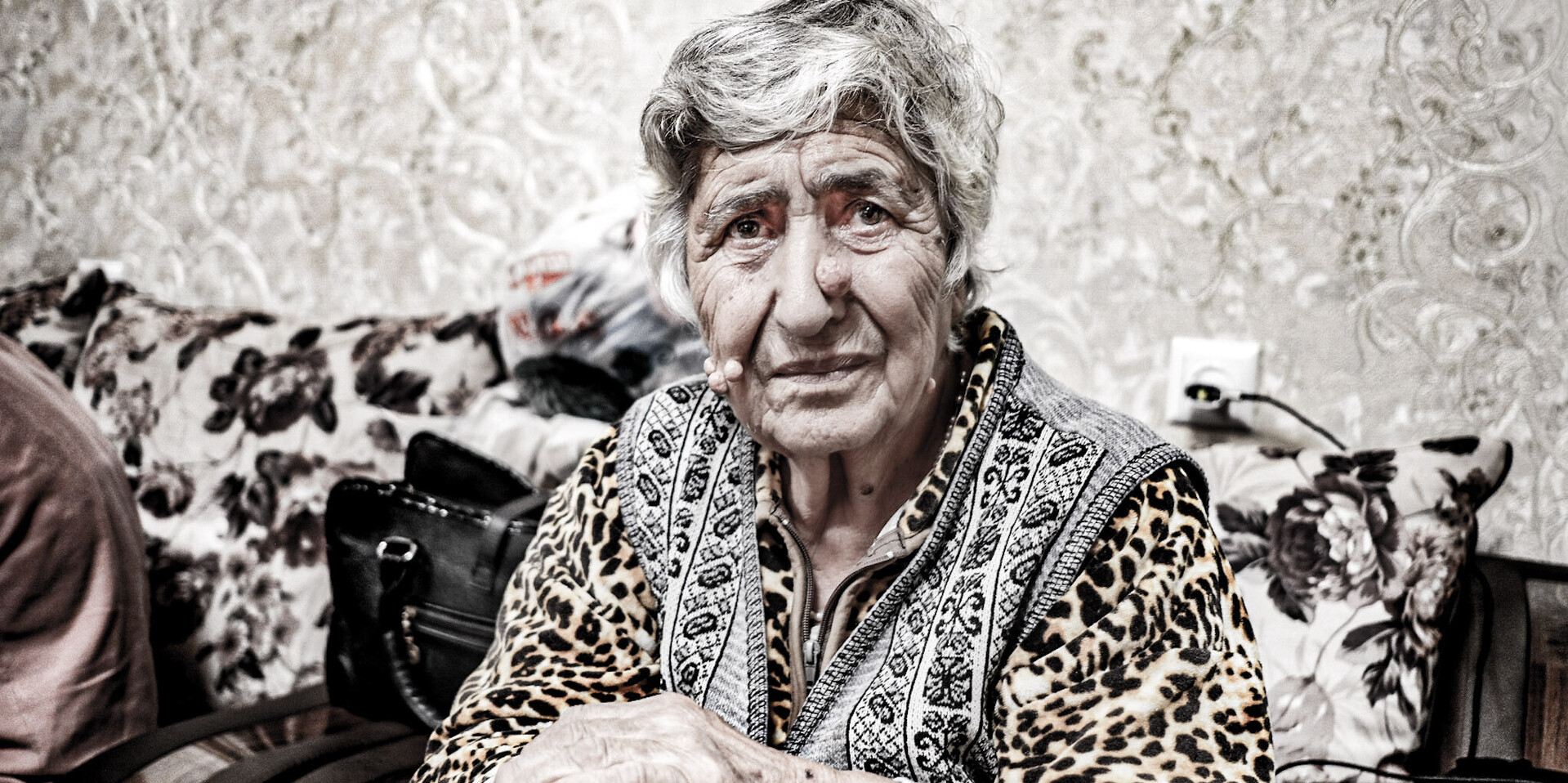 Roza nach der Flucht aus Bergkarabach in Armenien Roza nach der Flucht aus Bergkarabach in Armenien