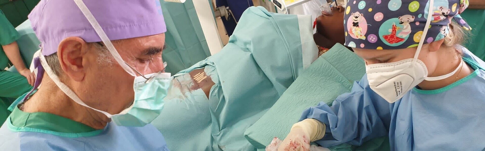 Dr. Emma (Hammer Forum) bei einer Operation in Guinea-Bissau in 2022 Dr. Emma (Hammer Forum) bei einer Operation in Guinea-Bissau in 2022