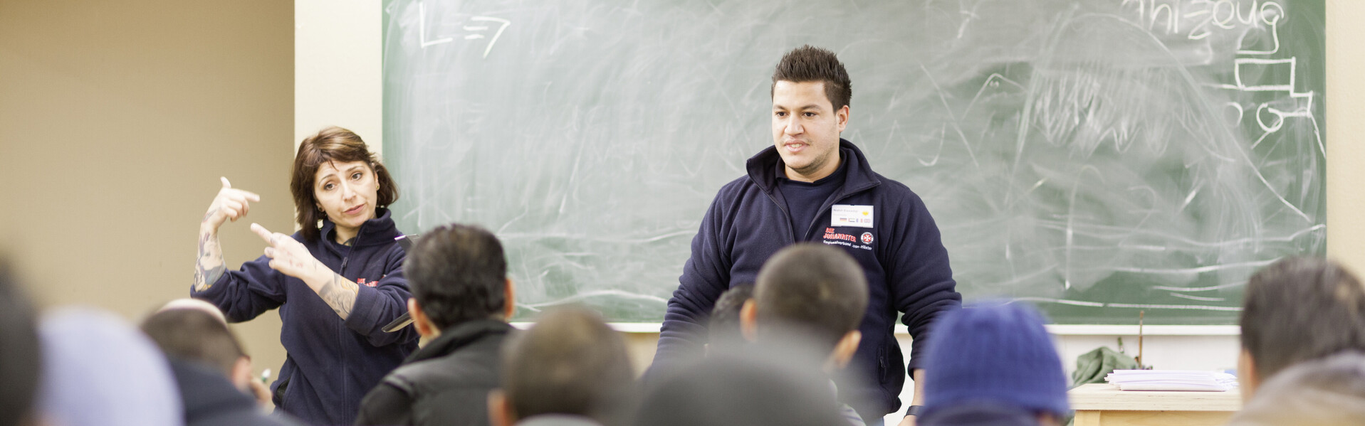 Unsere Bündnisorganisation die Johanniter unterstützen die Integration von Flüchtlingen in Deutschland. Unsere Bündnisorganisation die Johanniter unterstützen die Integration von Flüchtlingen in Deutschland.