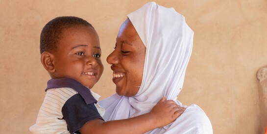 Mutter und Kind in einem Hilfsprojekt von World Vision Mutter und Kind in einem Hilfsprojekt von World Vision