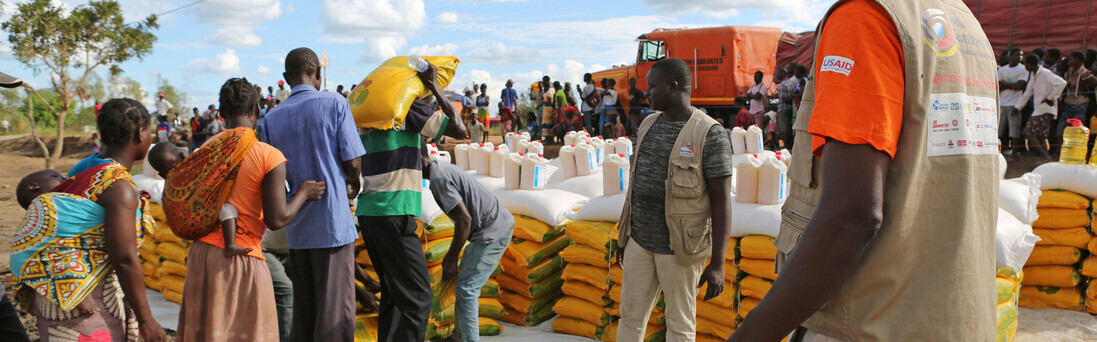 Viele Menschen in Mosambik leben in Slums und unsicheren Verhältnissen Viele Menschen in Mosambik leben in Slums und unsicheren Verhältnissen